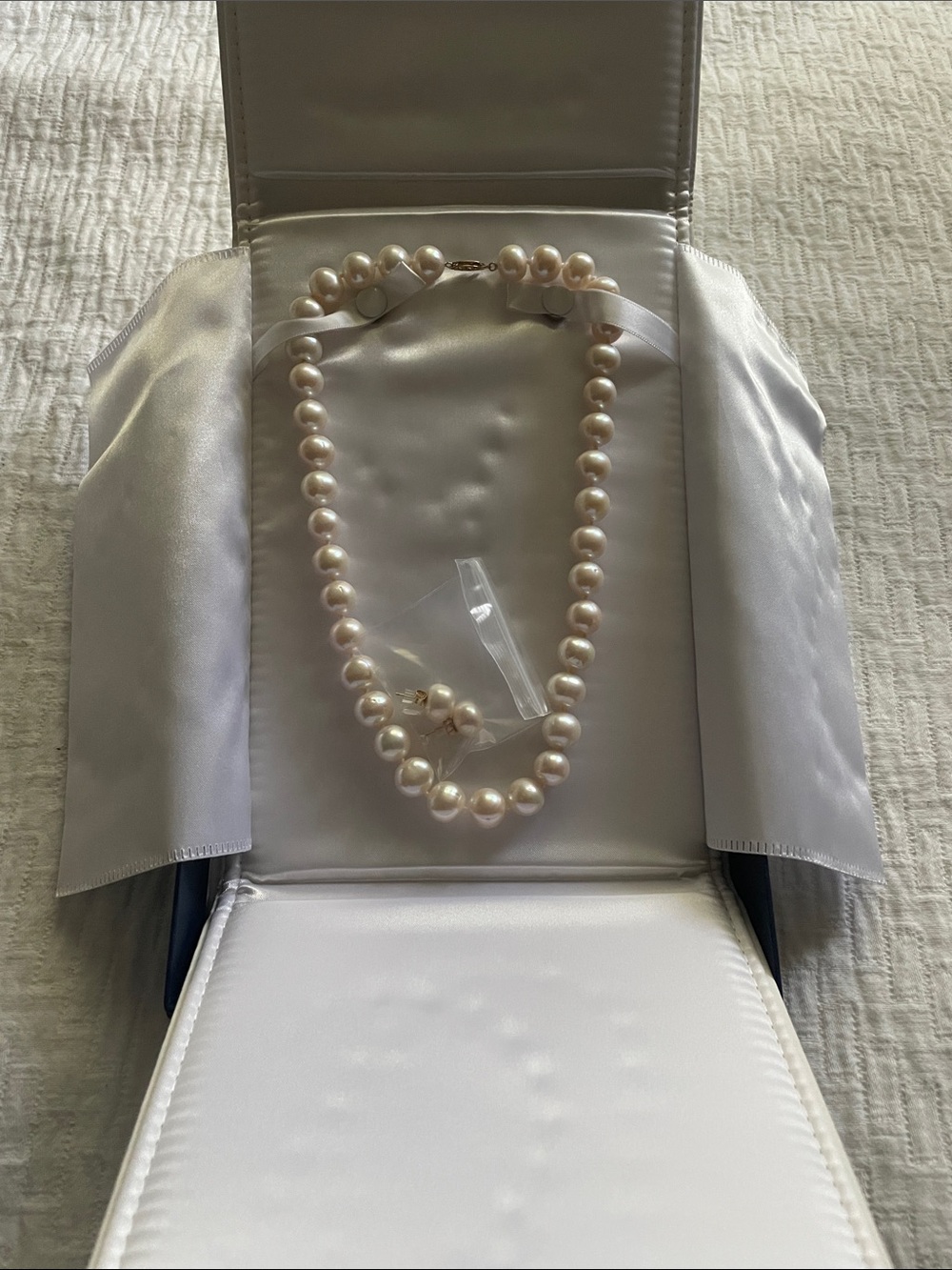 Classic Pearl Necklace and Earrings Set - White Pearls